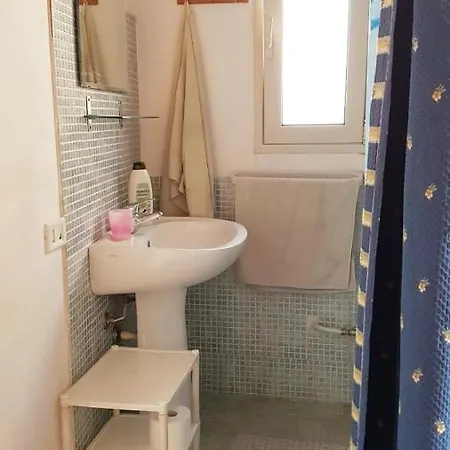Acqua Azzurra - * Torre Squillace